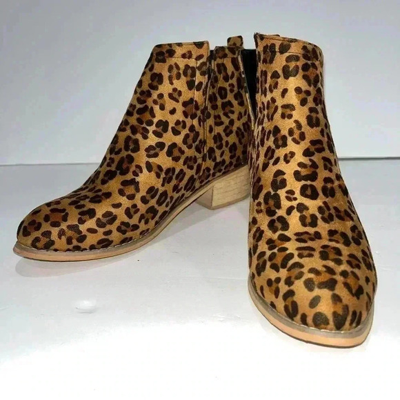 Corkys boutique leopard print booties boots heeled in EUC ❤️ - Picture 6 of 8